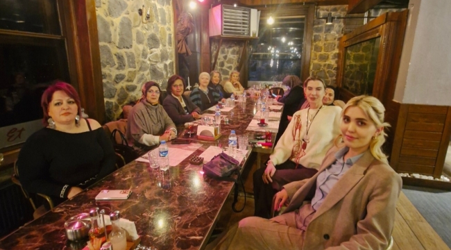Erzurum'un Gururu Demet Say Kömeç, Kadın Girişimcileri Aynı Çatıda Buluşturdu