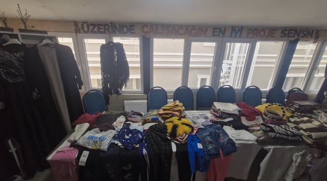 İlahiyat Mezunu Genç Kadınlardan Kitap, Kahve ve Vicdan Buluşması