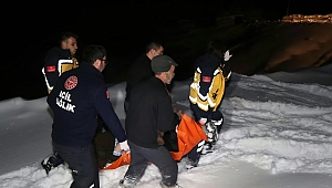 Karla Kapalı Yol 4,5 Saatte Açıldı, Hastaya Yaşam Koridoru Oluşturuldu