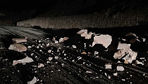 Erzurum İspir’de Heyelan Şoku: Toprak Evlerin Altını Yuttu, 2 Konut Tahliye Edildi!