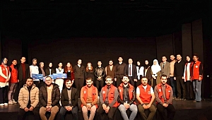 Şiirin Kalbi Erzurum’da Attı: Genç Yetenekler Zirveye Yarıştı