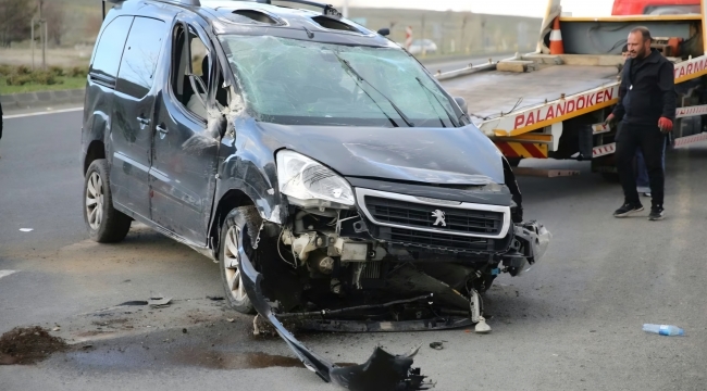 Erzurum’da Kaza Dehşeti: Kavşakta Facianın Eşiğinden Dönüldü