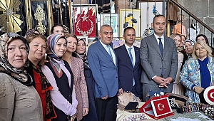 Tarihin Gölgesinde Sanatın Işığı: Çifte Minareli Medrese'de Unutulmaz Sergi